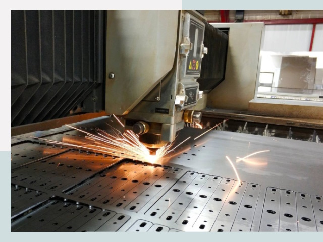 Лазерная резка металла в Долгопрудном от 609 руб.